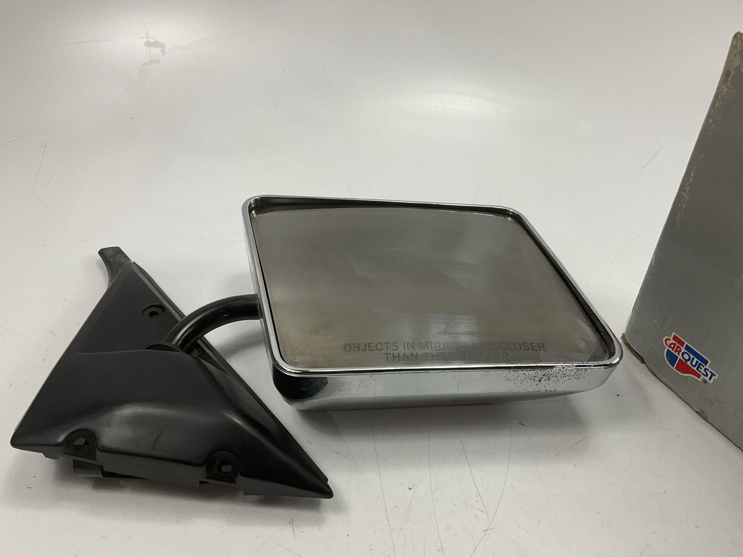COSMETIC DAMAGE Grote 28413-5 Chevy Blazer GMC S-10 Style LEFT Mirror - CHROME
