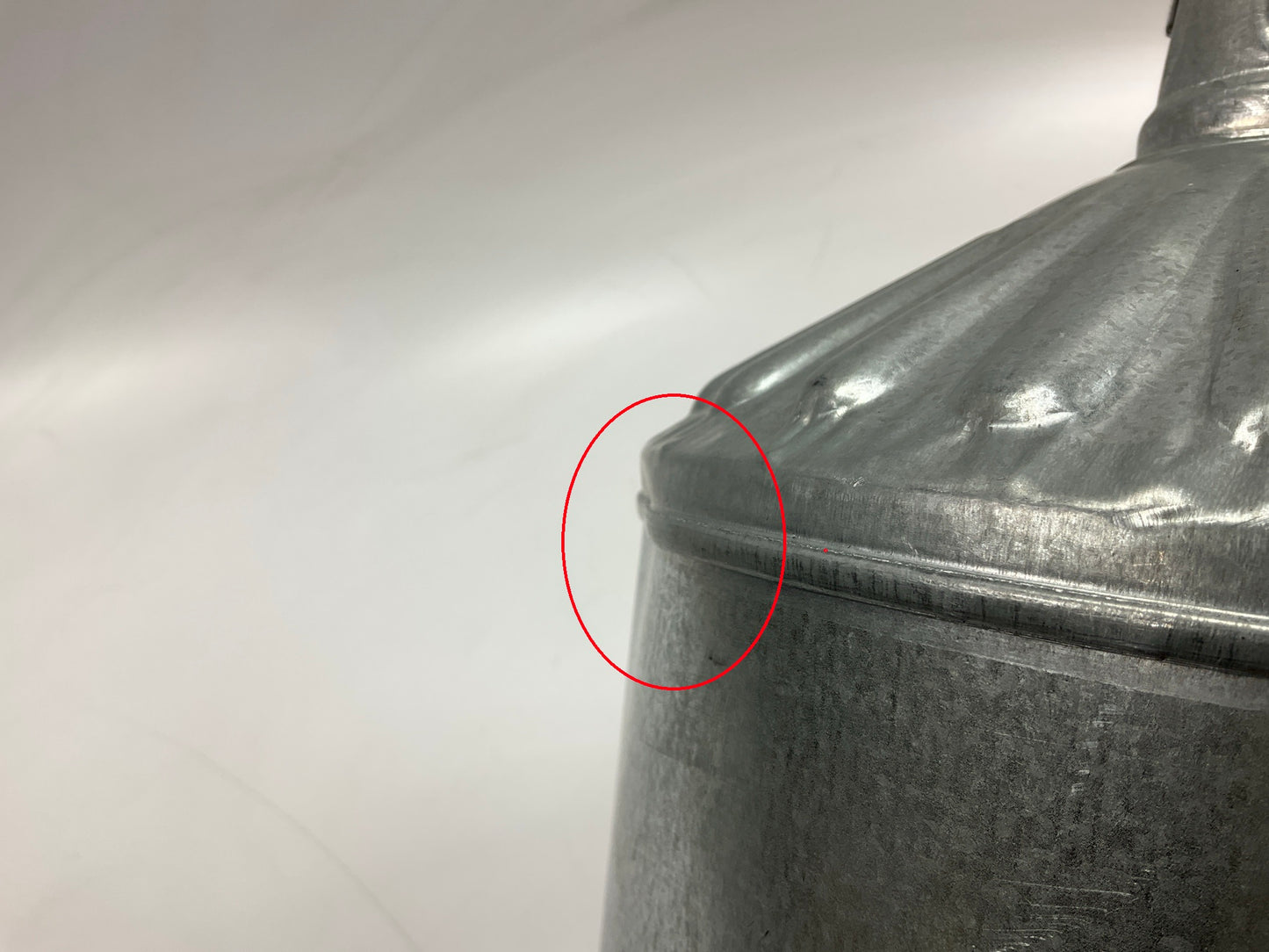 COSMETIC DAMAGE, SEE PHOTOS 30062 8-Quart Galvanized Tractor Funnel