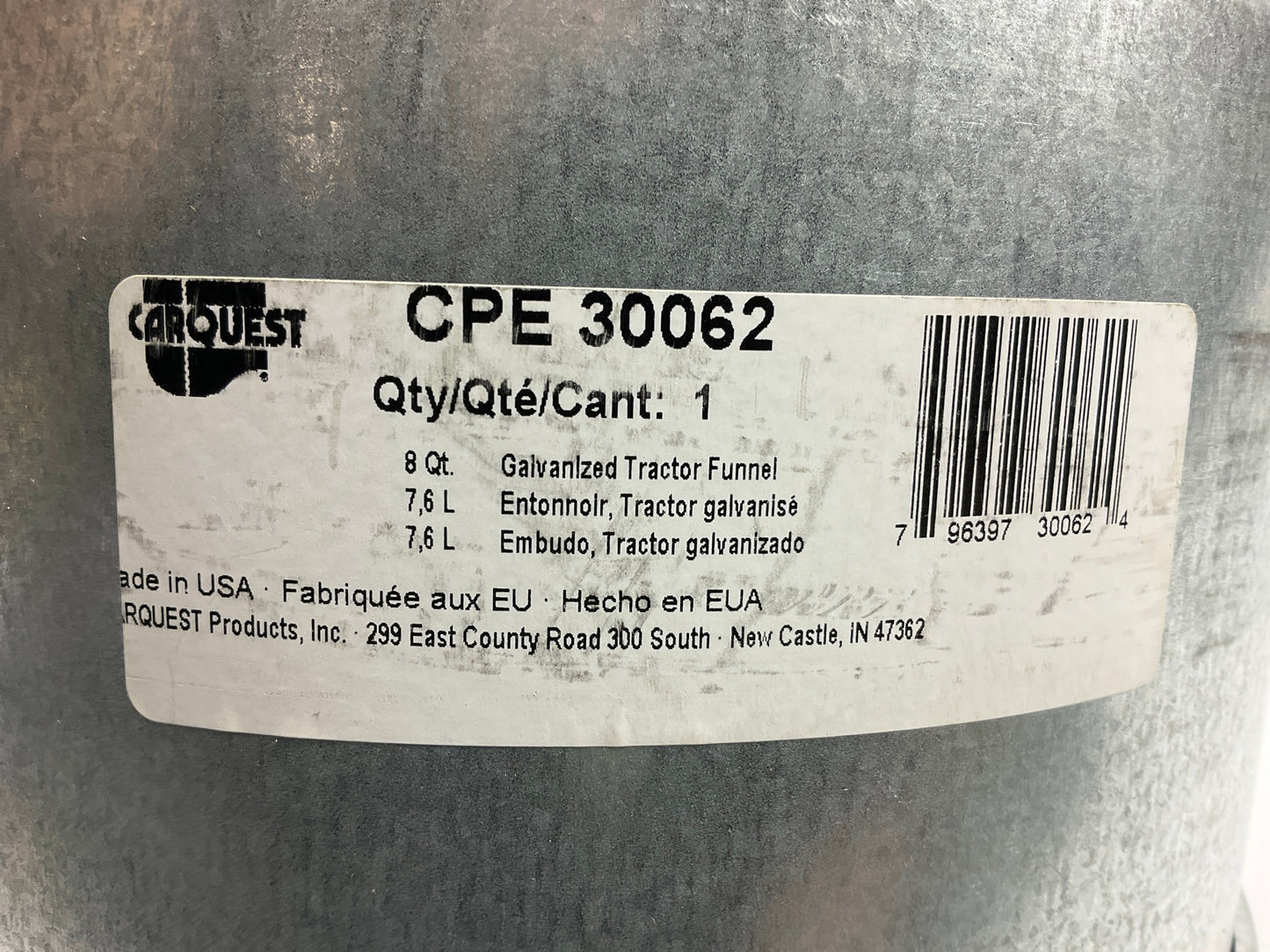 COSMETIC DAMAGE, SEE PHOTOS 30062 8-Quart Galvanized Tractor Funnel