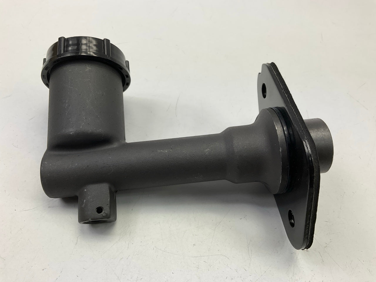 Missing Push Rod - Carquest 350032 Clutch Master Cylinder