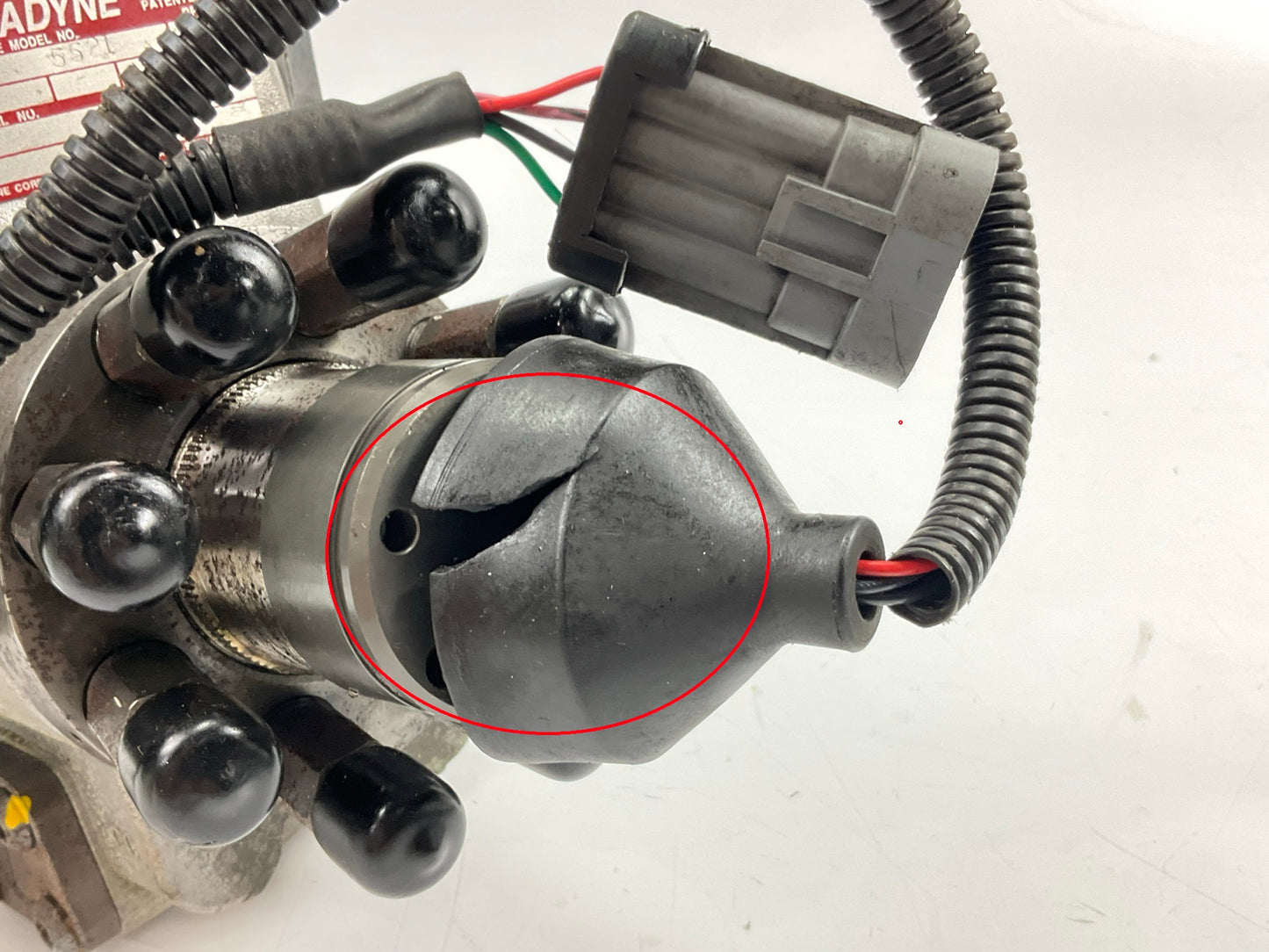 RIPPED BOOT SEE PHOTOS BWD 35520K Diesel Fuel Injector Pump 94-02 GM 6.5L DIESEL