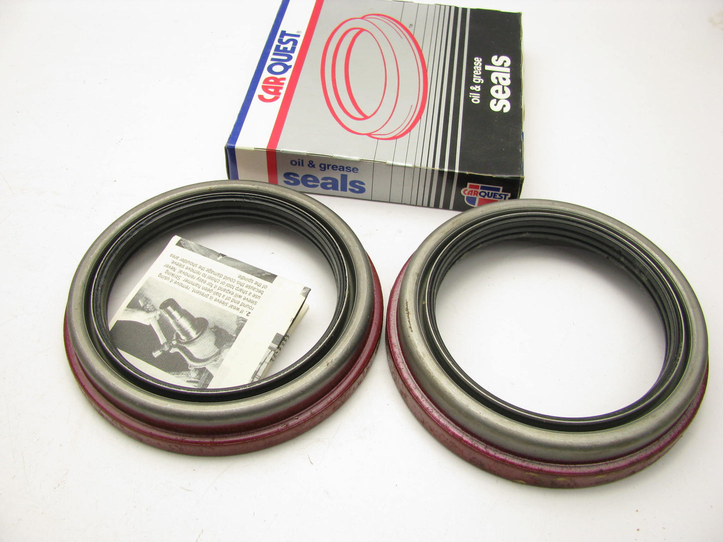 (x2) Carquest/National 370165  Oil Seal 3.875'' Shaft 5.381'' OD 0.9844'' Width