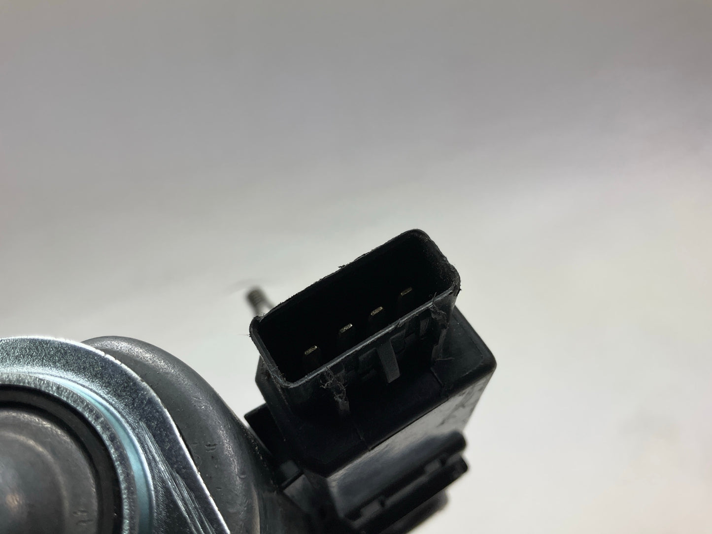 REMAN. Carquest 40-1058 Rear Window Back Glass Wiper Motor