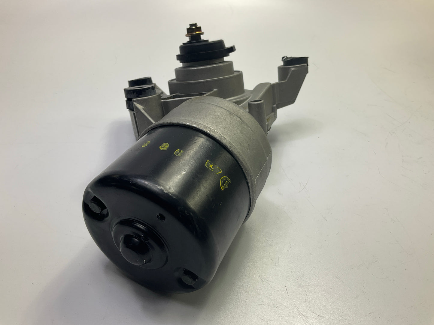 REMAN. Carquest 40-142 Front Windshield Wiper Motor