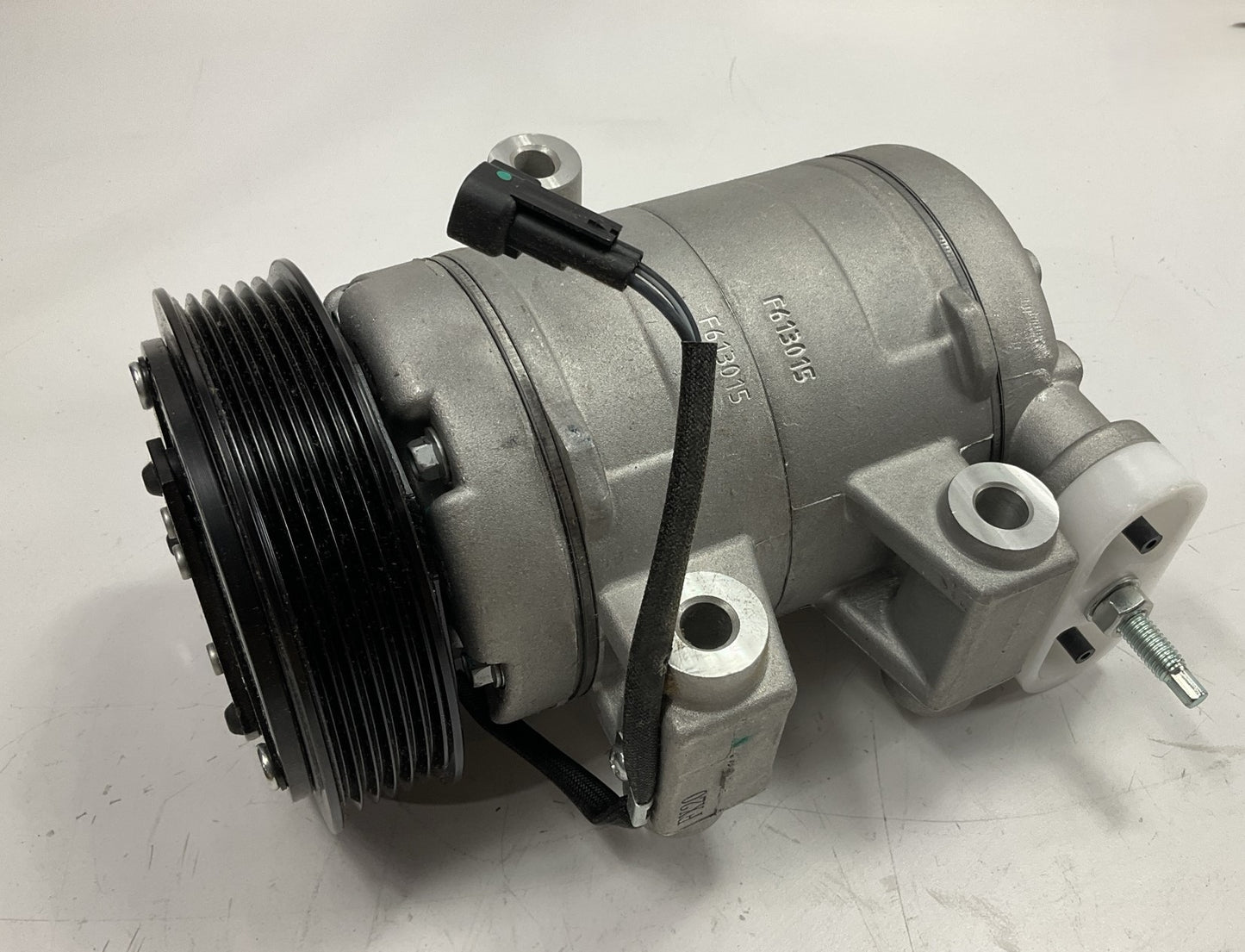 Carquest 4056K A/C Compressor Kit With Expansion Valve, Drier & Oil