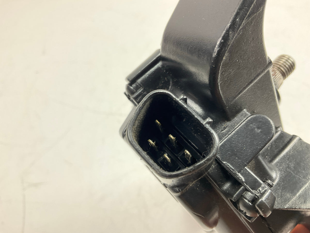 Carquest 43-4520 Front Windshield Wiper Motor 2005-2009 Legacy, Outback