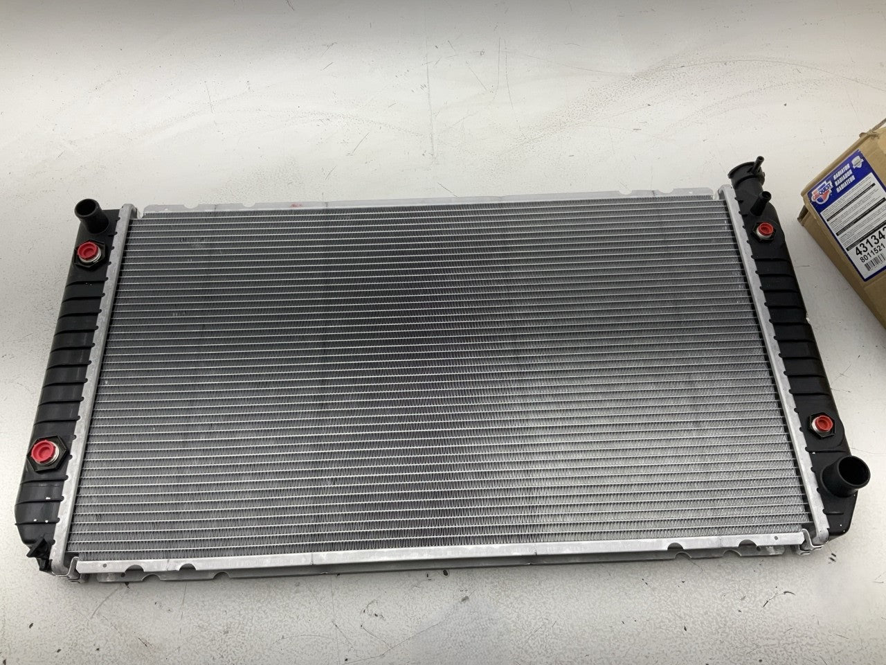 Carquest 431342 Radiator - 1994-2000 GM Chevy 7.4L 454 C2500 C3500 K2500 Truck