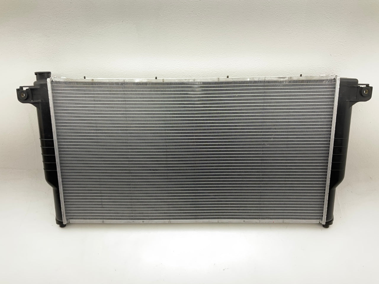 CARQUEST 432464 Radiator For 1994-02 Dodge Ram 2500, 3500 5.9L Turbo Diesel