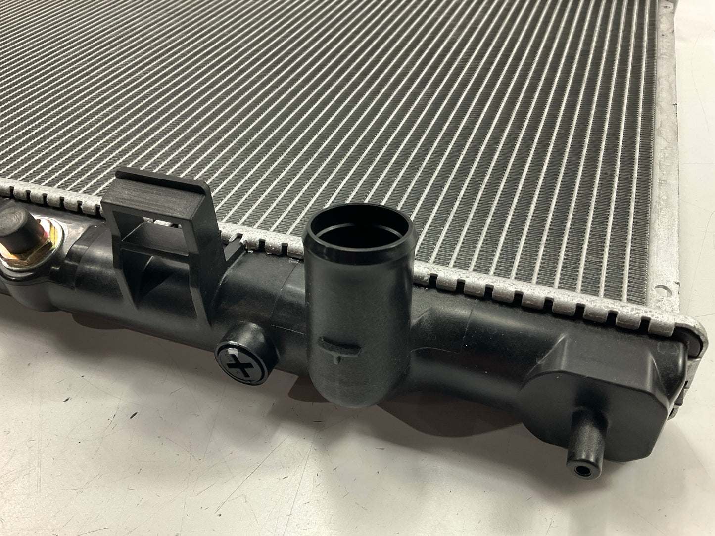 Carquest 432621 Radiator For 2002-2006 Nissan Altima 3.5L V6, 04-06 Maxima