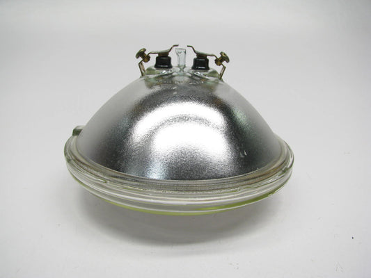 Carquest (Wagner) 4435 Spotlamp Sealed Beam Lamp 30W PAR46 12.8V