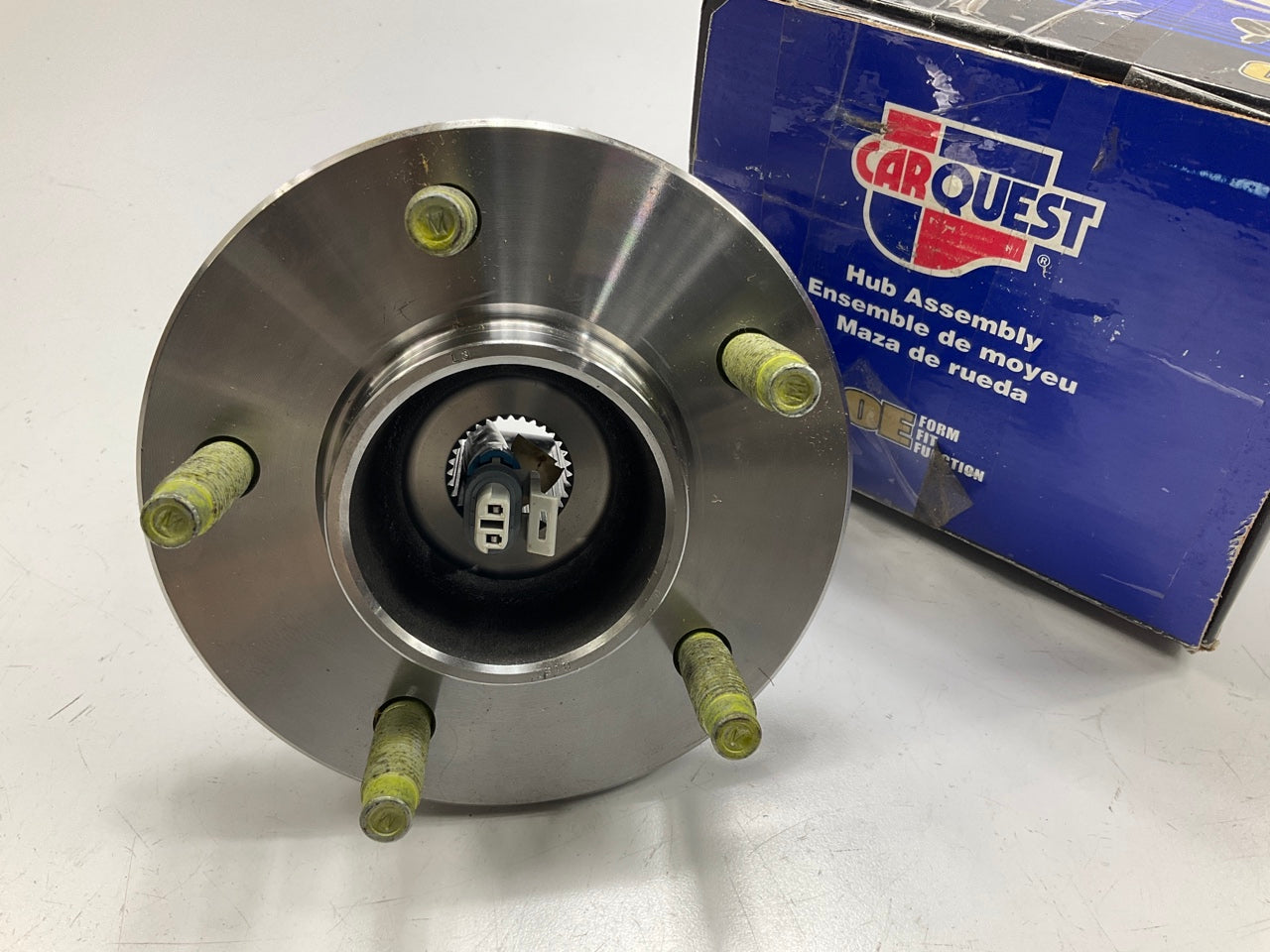 Carquest 512229 Rear Wheel Bearing And Hub 2002-2007 Saturn Vue, 05-06 Equinox