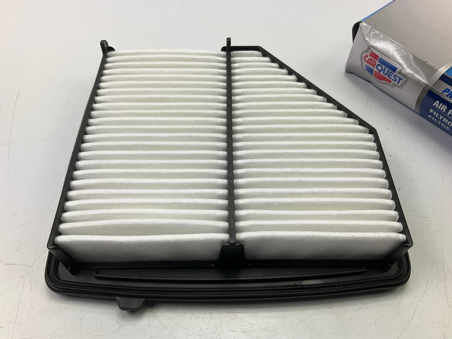 Carquest 543270 Engine Air Filter For 2016-2022 Honda HR-V