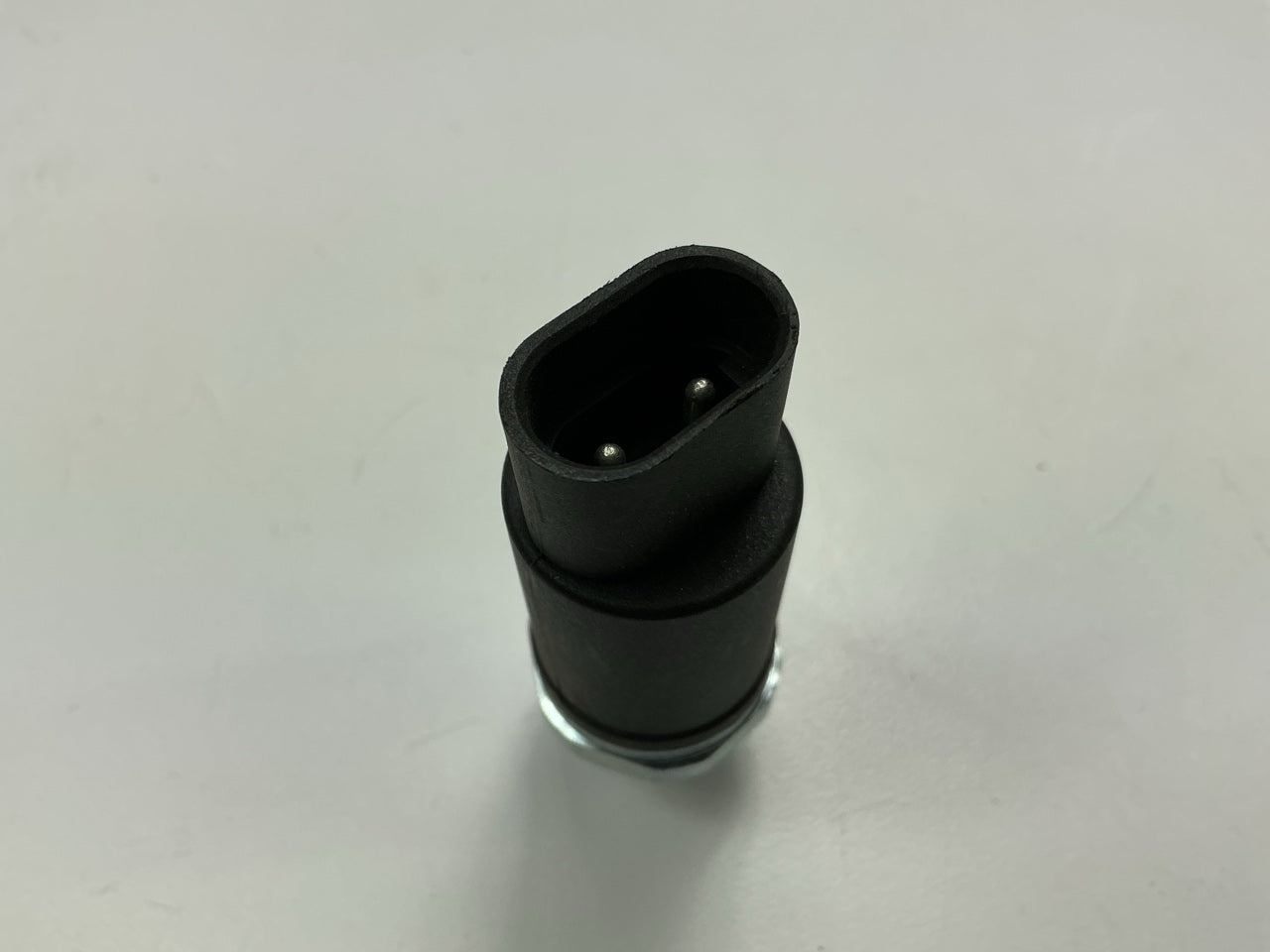 Carquest 57020 Engine Oil Pressure Sender Sensor Switch