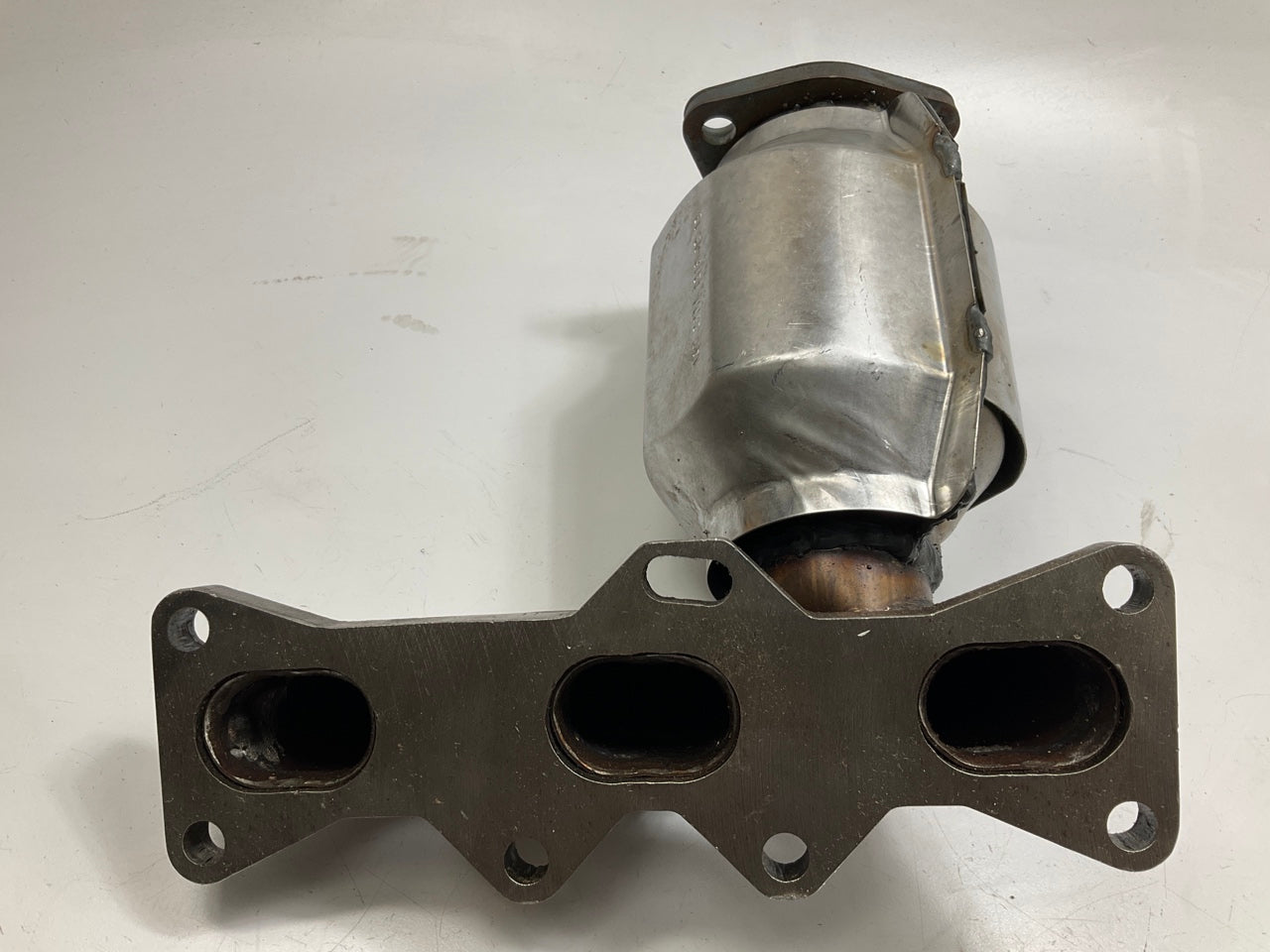 Carquest 641217 Front Catalytic Converter Exhaust Manifold 97-01 Mazda Millenia