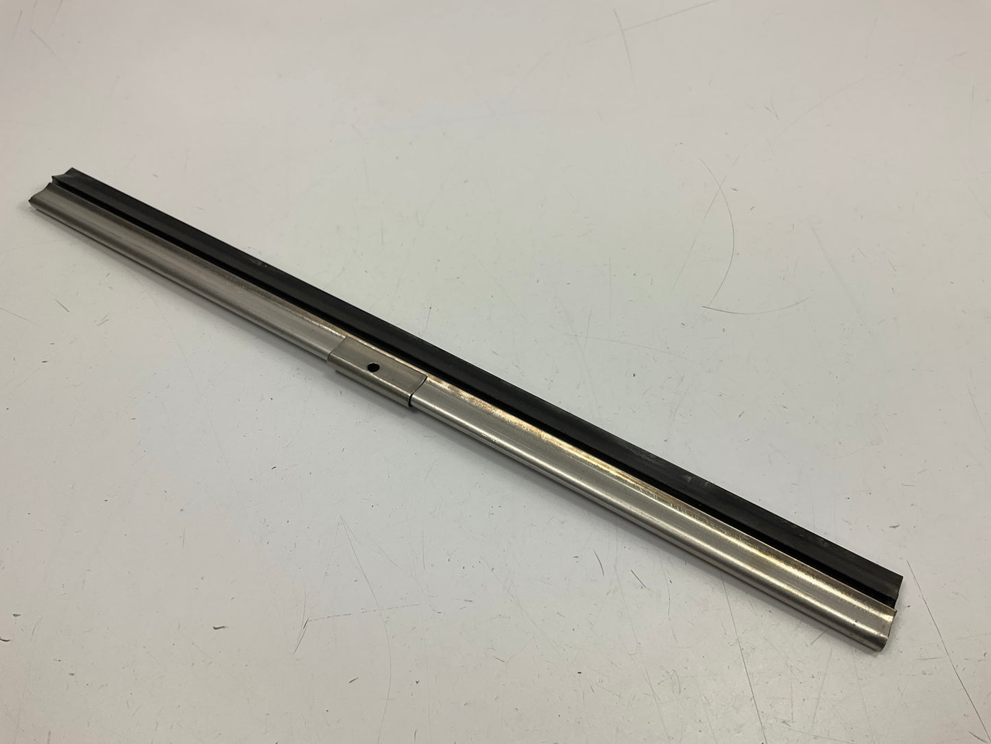 Carquest 651-120 12'' Heavy Duty Flat Wiper Blade