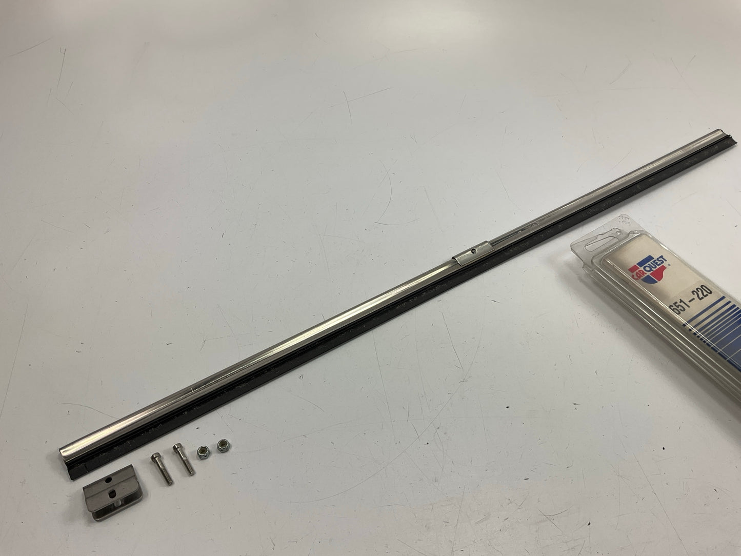 Carquest 651-220 HD 22'' Flat Windshield Wiper Blade Replaces Trico 61-220