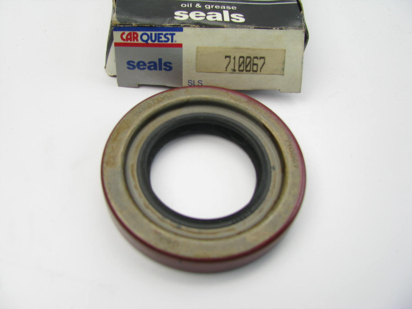 Carquest 710067 REAR Wheel Seal ( National )