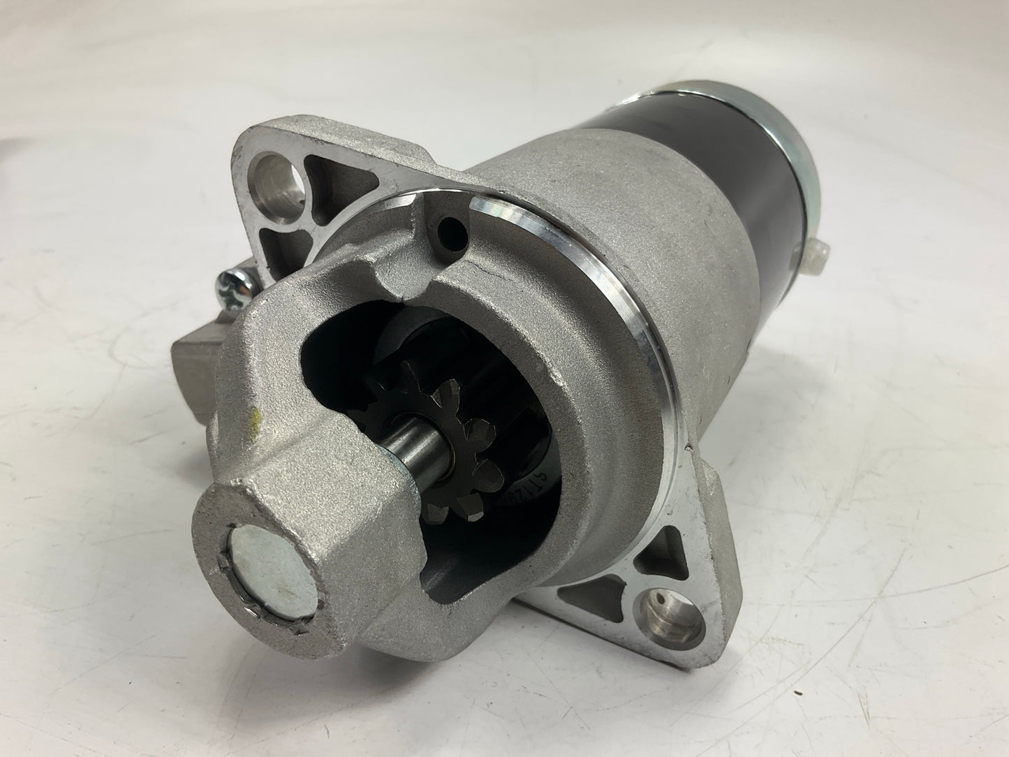Carquest 17176N Starter Motor For Mitsubishi GC-2025 1992-1997 GC-2030 GP-2025