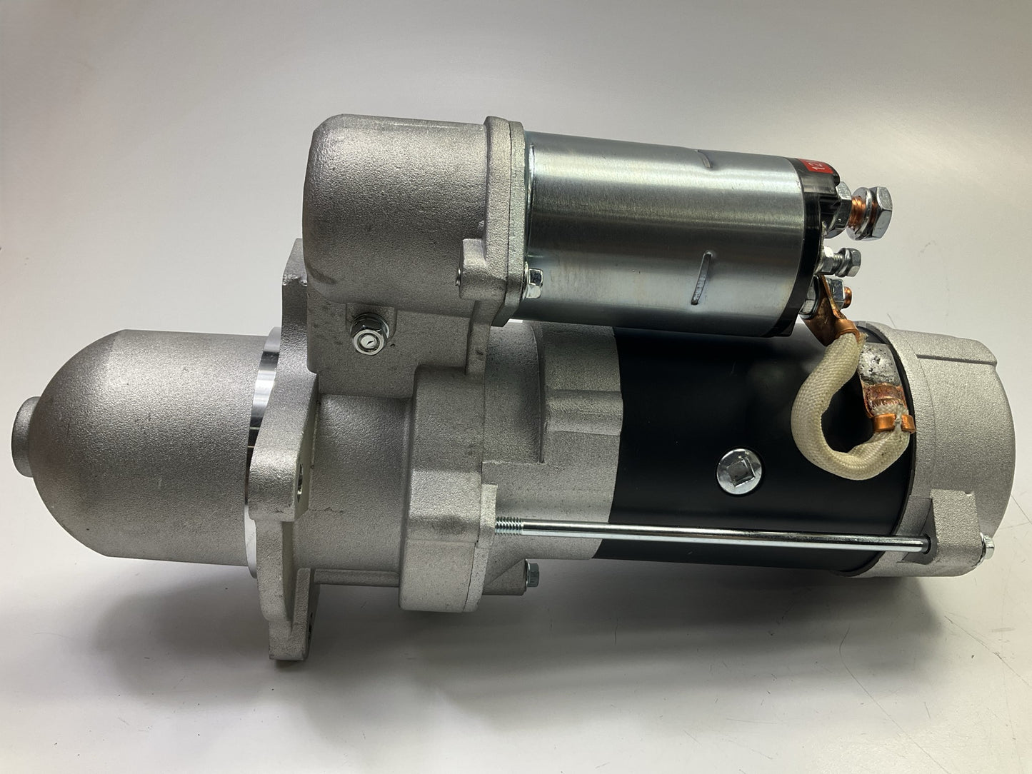 Carquest 72-6572N 28MT Type Starter Motor, OSGR, 12 Volt, CW Rotation, 10 Tooth