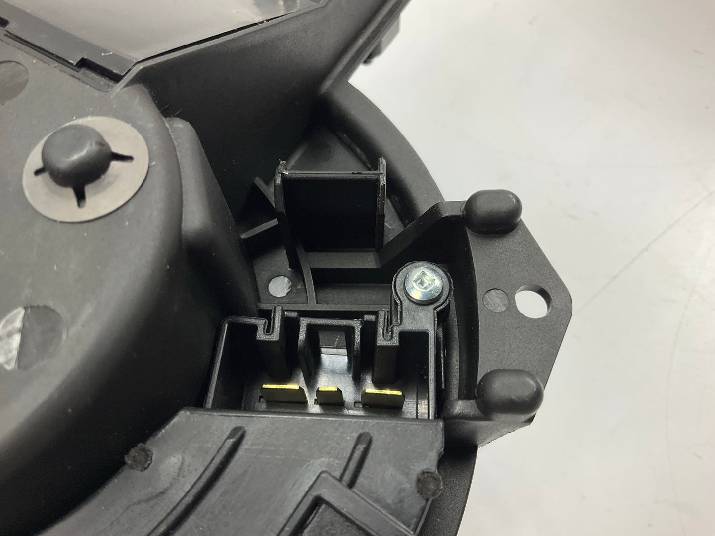 Carquest 75839 HVAC A/C Blower Motor W/ Wheel (for Auto Temp Control)