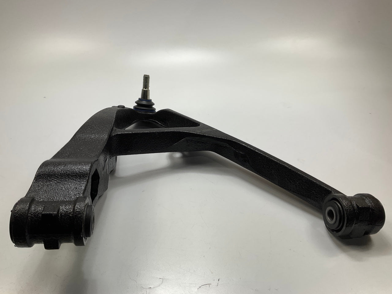 Carquest 820-94977B Front Right Lower Control Arm