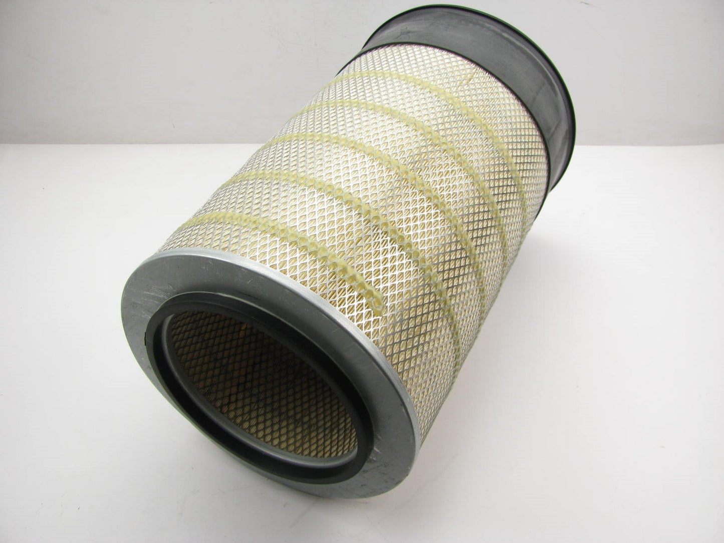 Carquest 83124 Air Filter Replaces: 49124 46756 2493 A73185 LAF1810 PA3892