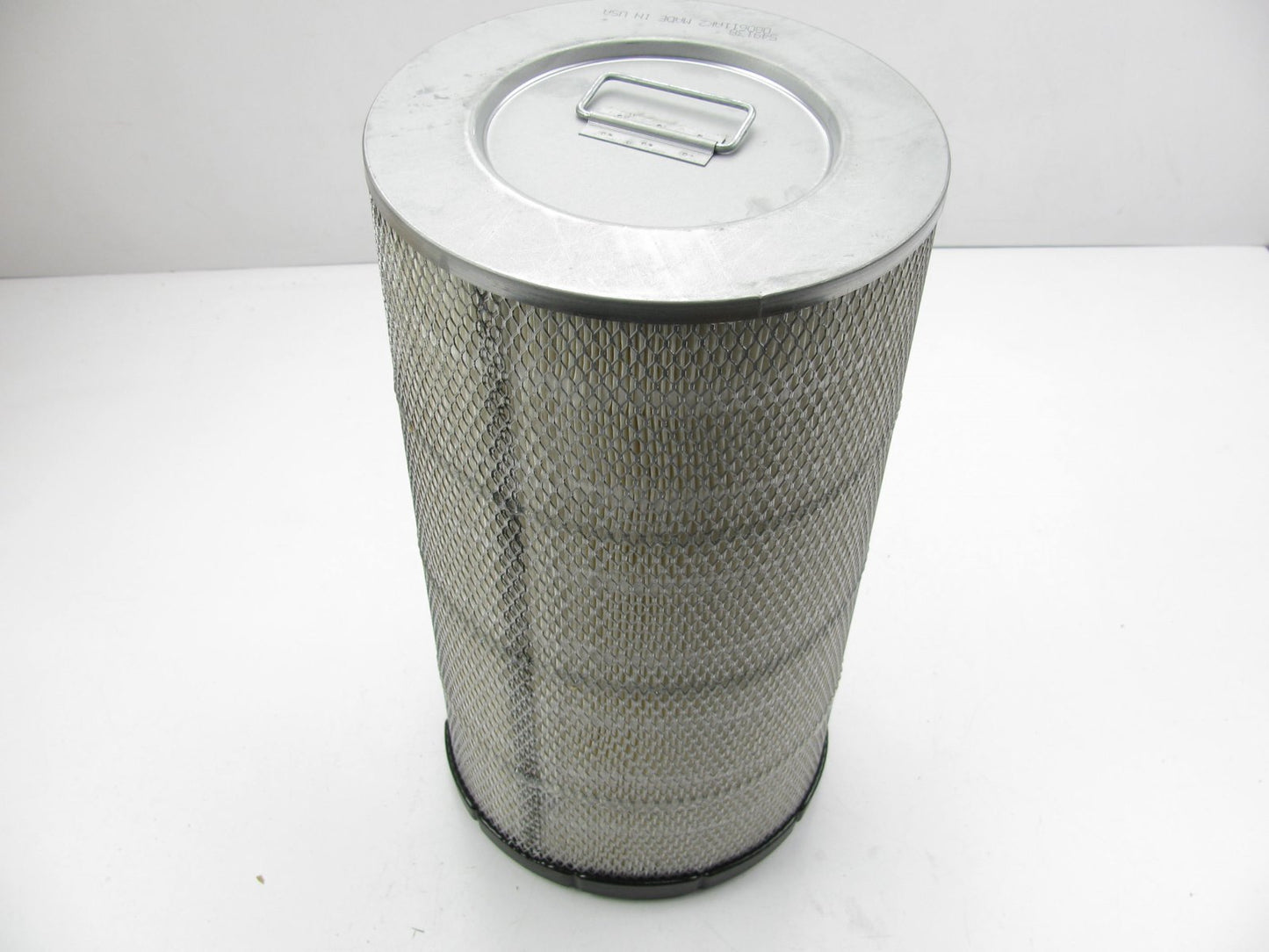 Carquest 83138 Air Filter Replaces: 49138 AT225338 AF27682 P600072 RS4676