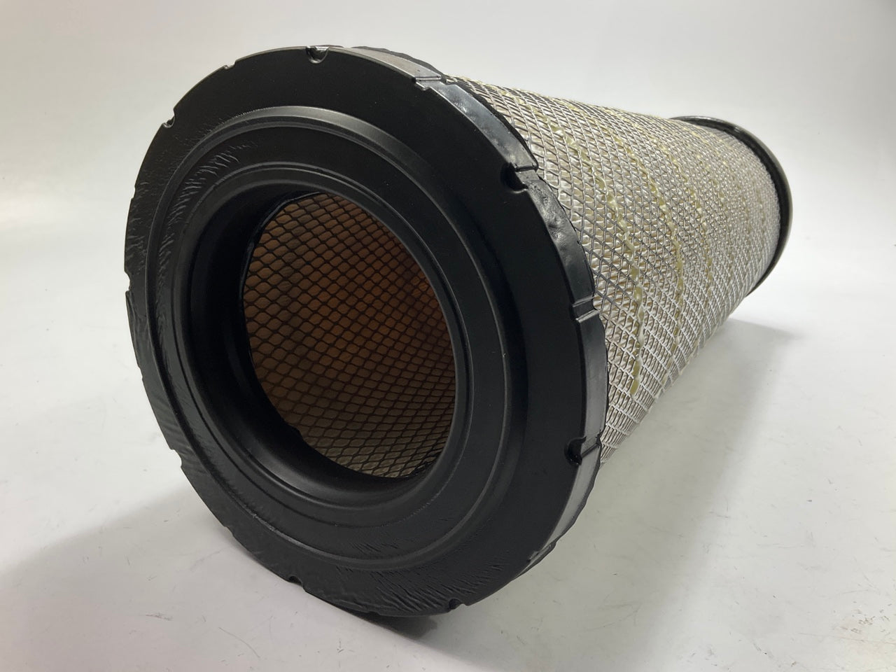 Carquest 83147 Air Filter - Replaces RS4563, P141317, AF25693, LAF6684, 49147