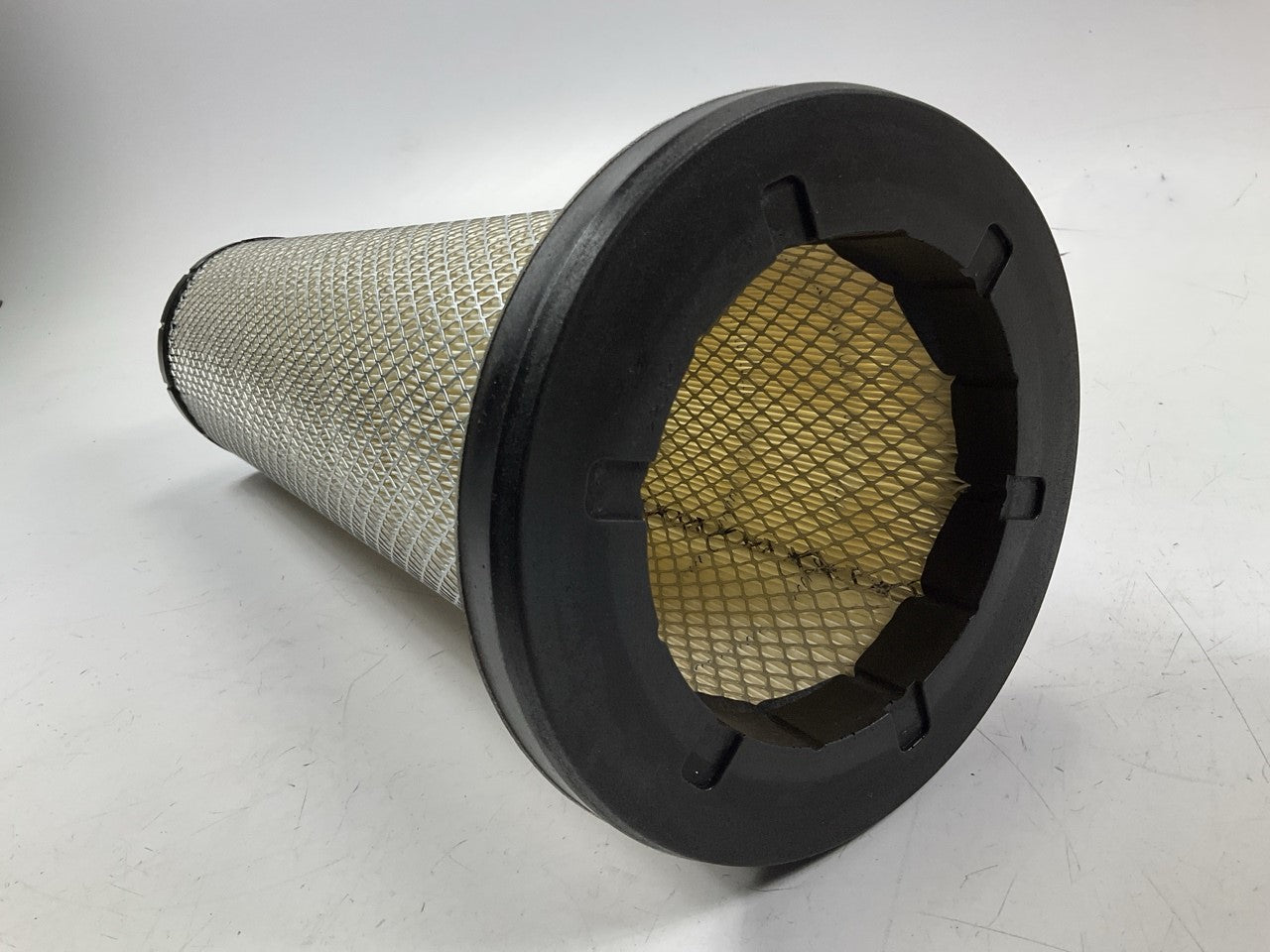 Carquest 83149 Air Filter Replaces WIX 49149, LUBERFINER LAF6125, RS5430