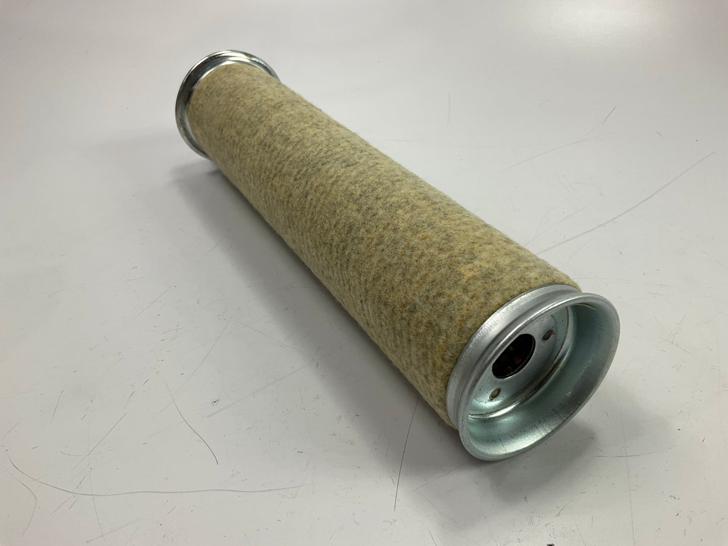 Carquest 83415 Air Filter Replaces 49415 LAF1711 PA3687 AF4521 P775366  PA3687