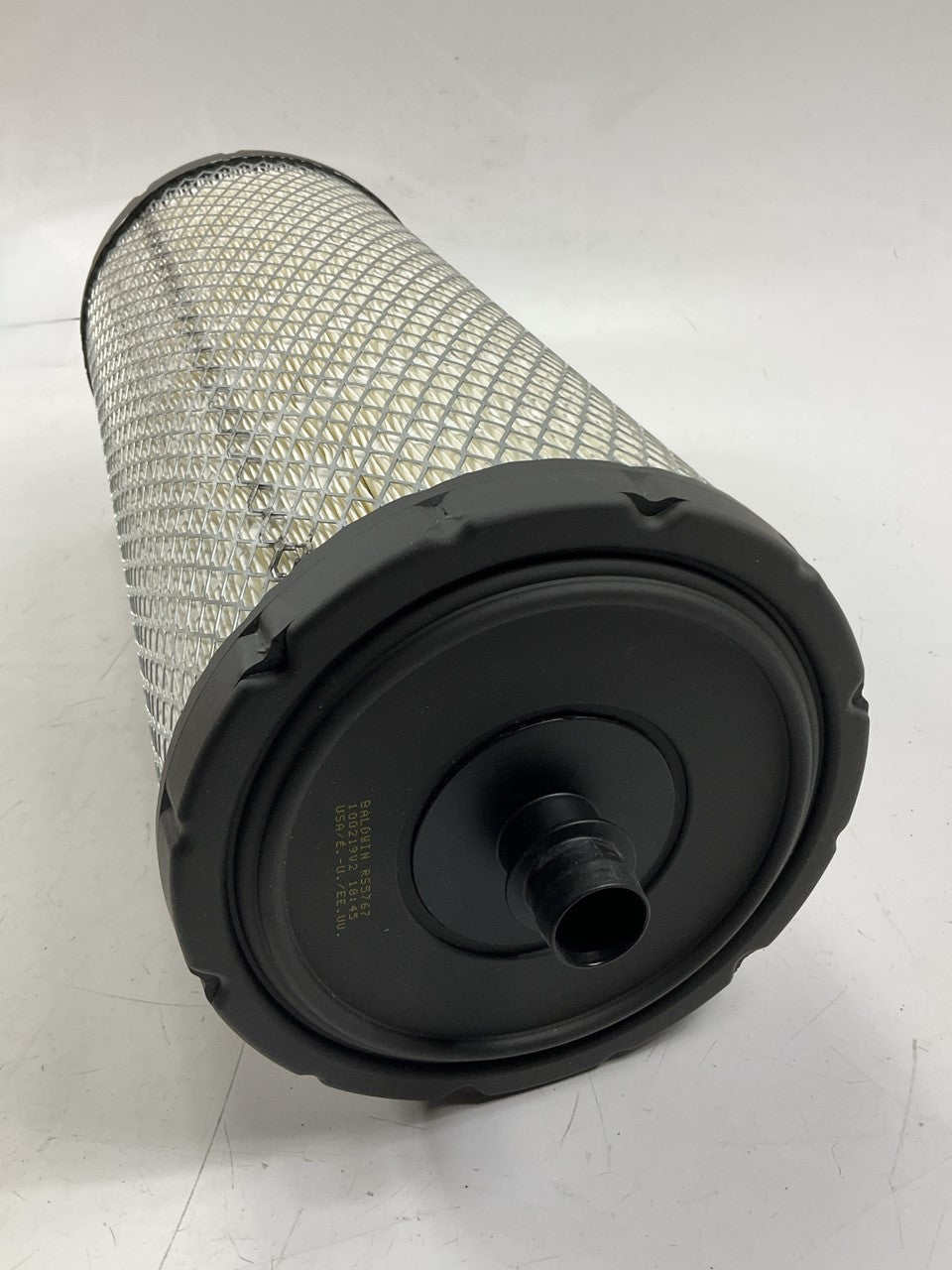 Carquest 83832 Air Filter - Replaces WIX 49832, BALDWIN RS5767, HASTINGS AF2470