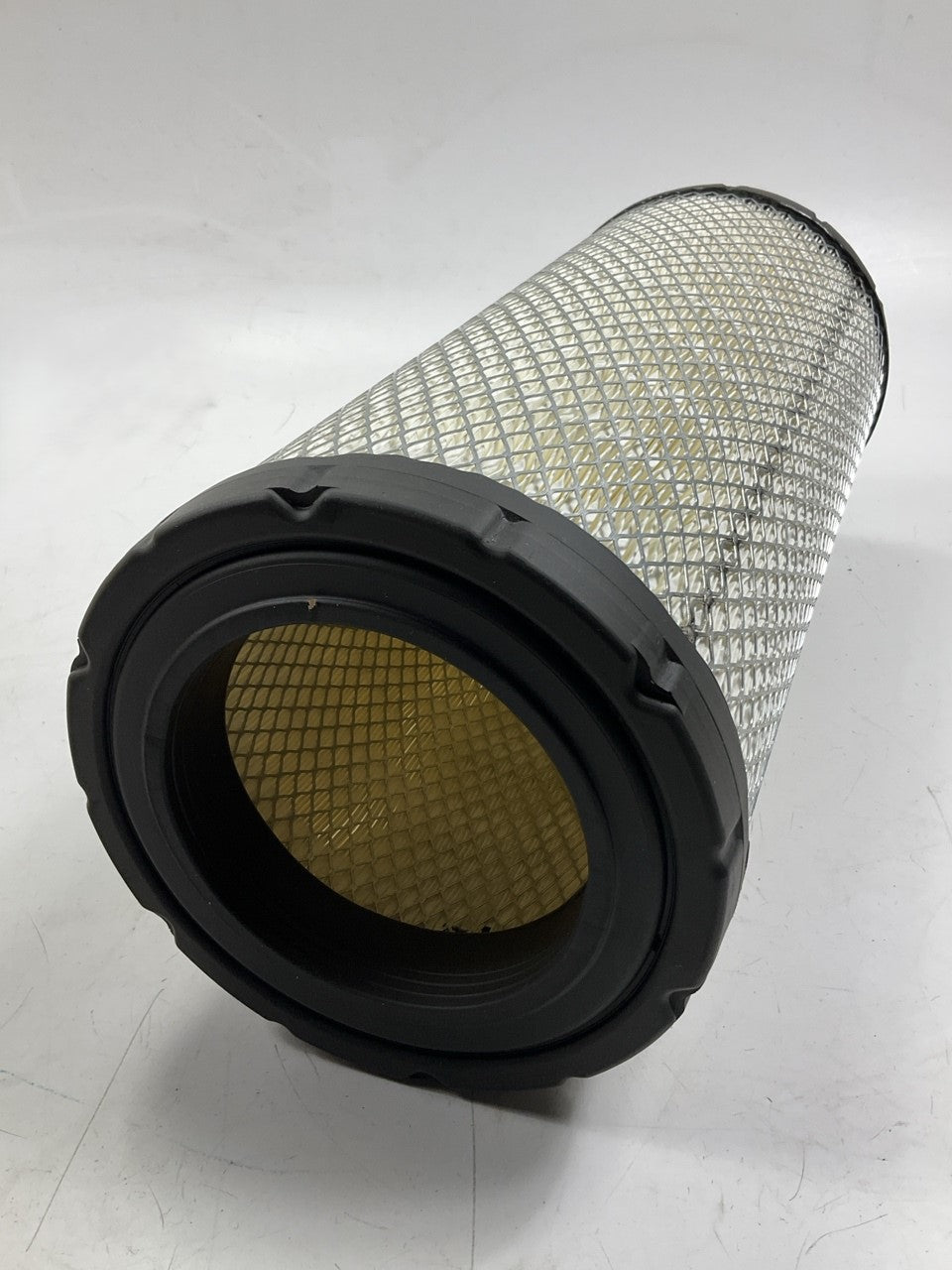Carquest 83832 Air Filter - Replaces WIX 49832, BALDWIN RS5767, HASTINGS AF2470