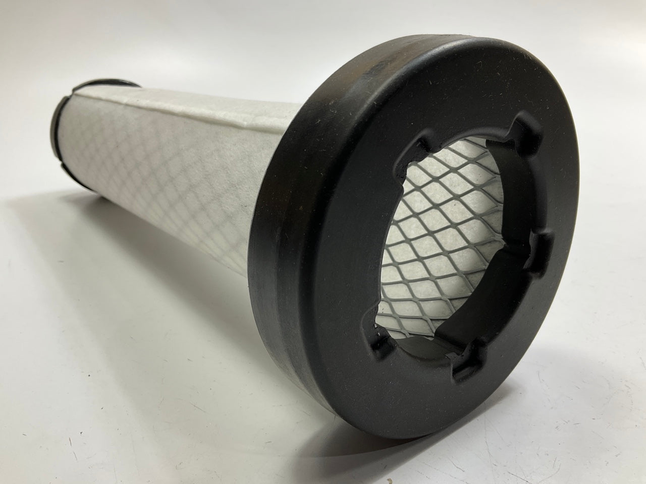 Carquest 83868 Inner Air Filter Replaces 49868 871272N 70025853 AF25961 RS5746