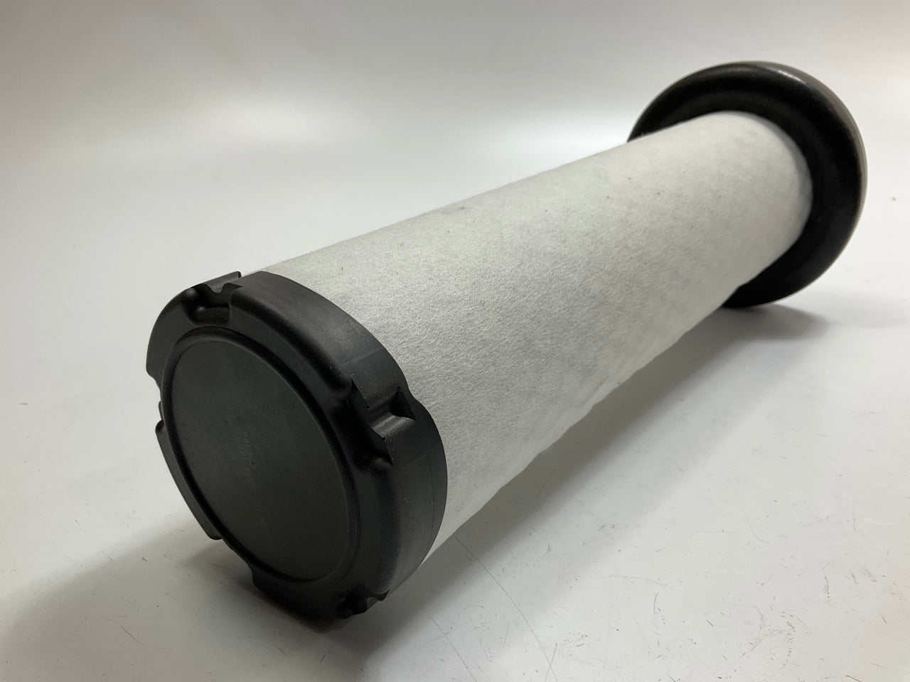 Carquest 83868 Inner Air Filter Replaces 49868 871272N 70025853 AF25961 RS5746