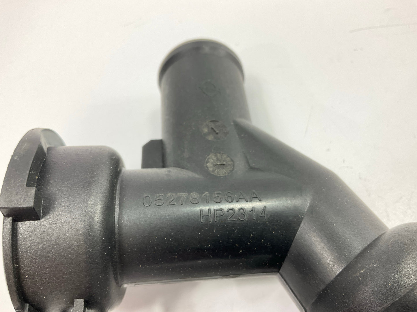 Carquest 84834 Engine Coolant Filler Neck For 2000-2005 Dodge Neon 2.0L-L4