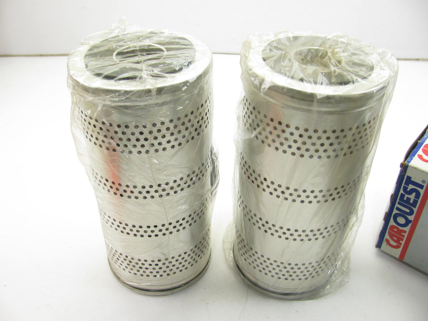 (2) Carquest 85133  Cartridge/ Canister Engine Oil Filters