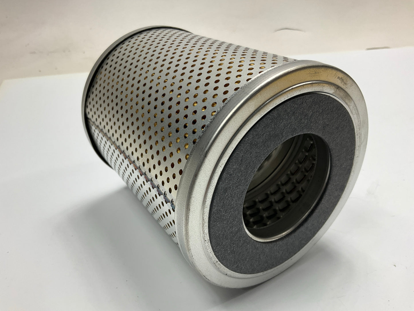 Carquest 85147 Hydraulic Filter Replaces AR75601, AR75603, AT34670, P555603