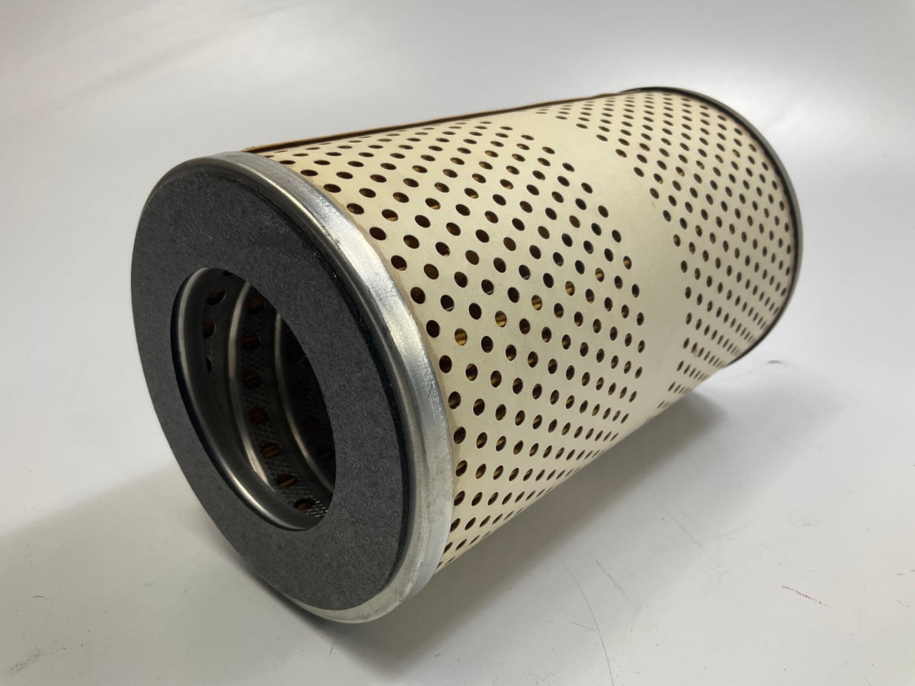 Carquest 85282 Engine Oil Filter Replaces CH2877 51640 L34524 LP2256 LF446 51282
