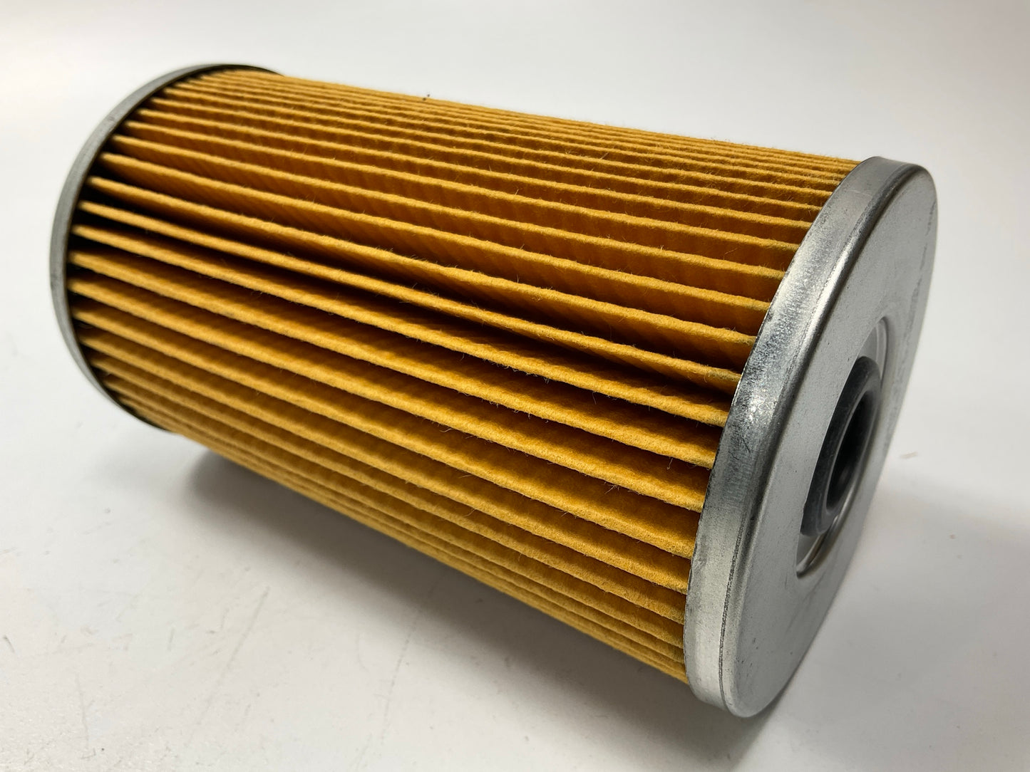Carquest 85745 Engine Oil Filter - Replaces 51745, P266, 88511161, CH6527