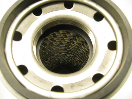 (2) Carquest 85748 Engine Oil Filter