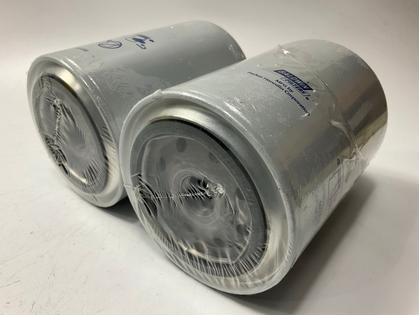 (2) Carquest 85806 Oil Filter Replaces: 51806 L37237 PH4403 LF436 LF701 P779152