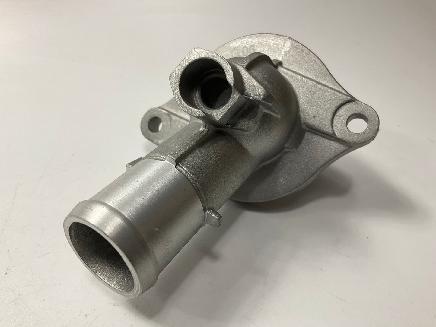 Carquest 86164 Engine Coolant Thermostat With Housing