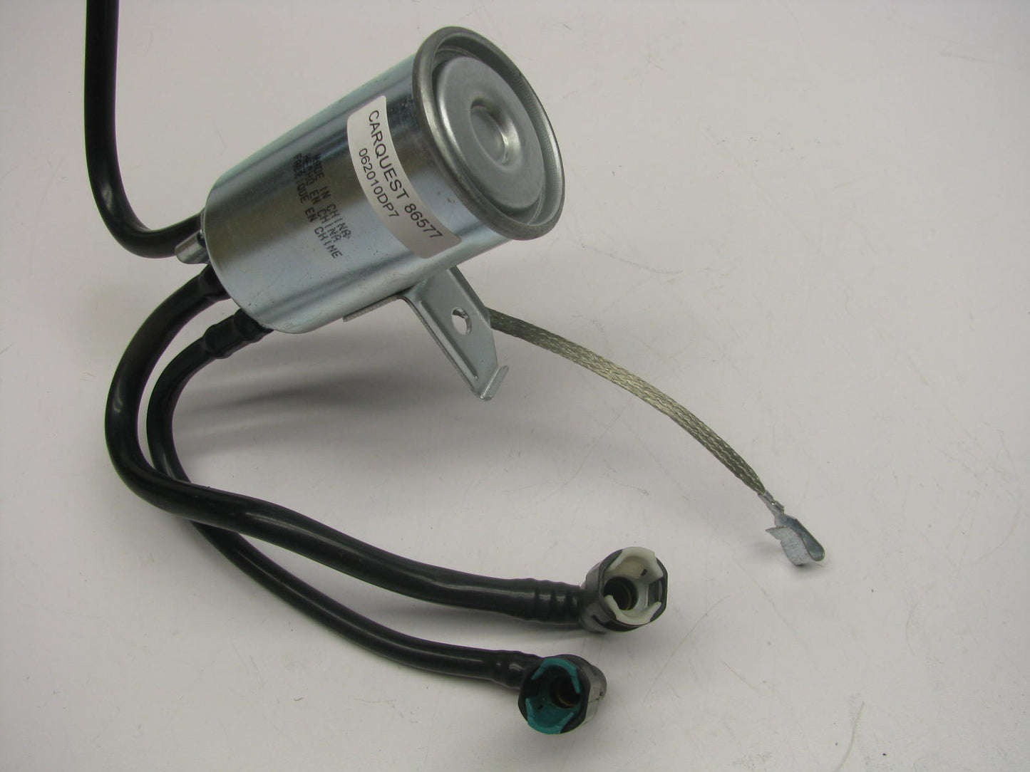 Carquest 86577 Fuel Filter For 1996-2000 Chrysler Town & Country, Grand Caravan