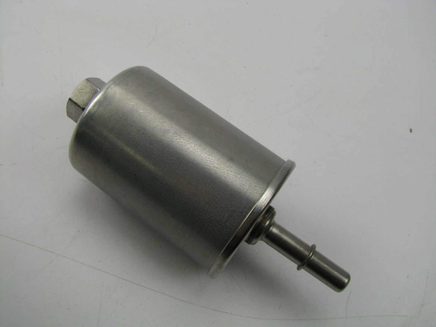 Carquest 86579 Fuel Filter Replaces G8219 33623 F55215 G645 GF347 P550508 BF7808