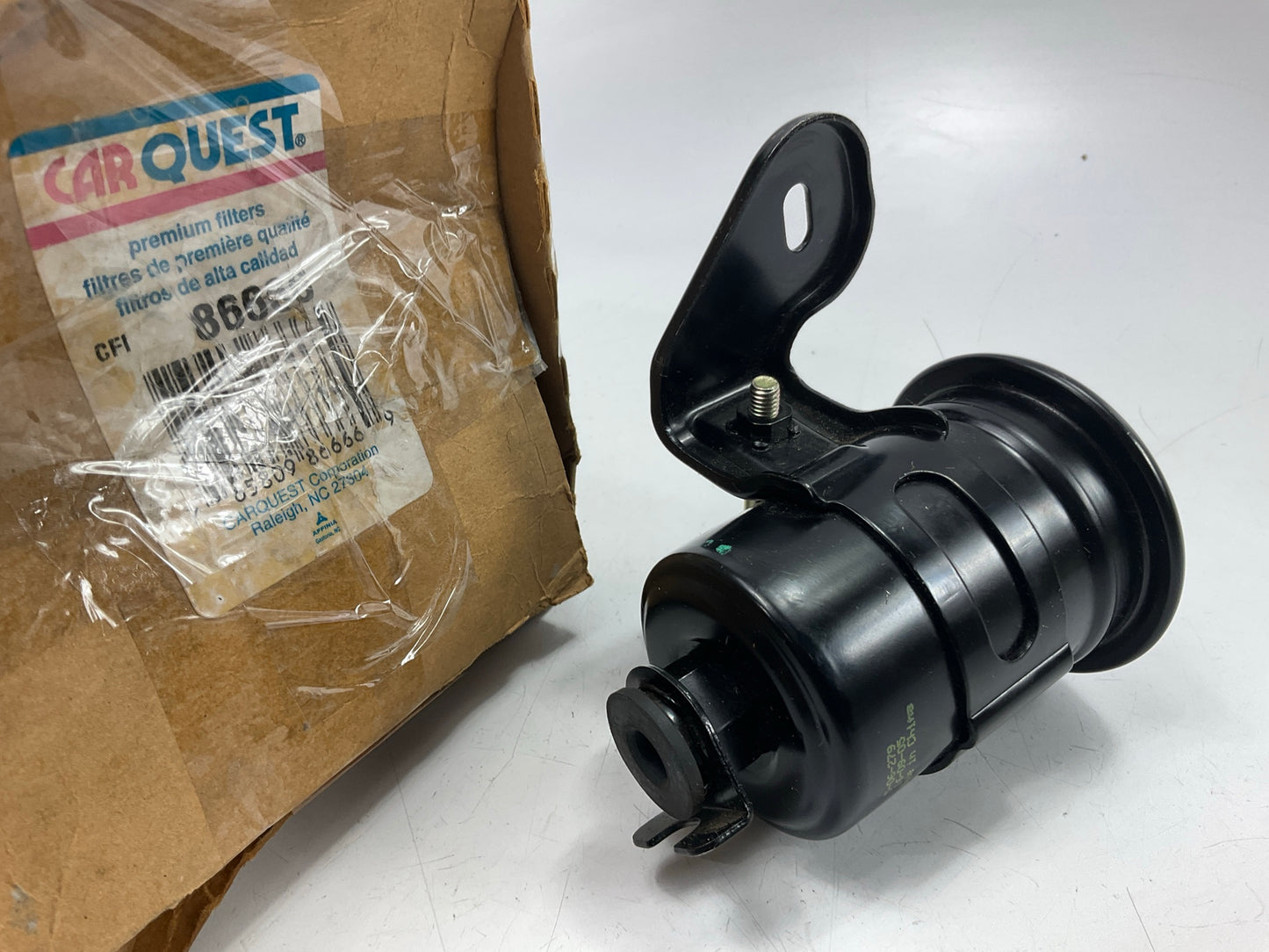 Carquest 86666 Fuel Filter For 1990-1991 Lexus ES250,1983-1985 Toyota Camry