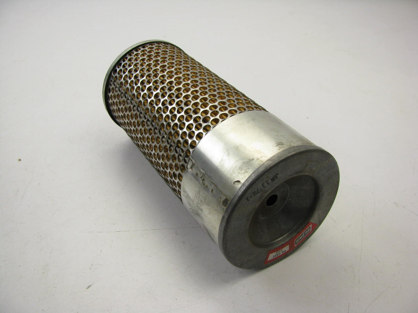 Carquest 87076 Air Filter For Massey Ferguson Dozers Construction Farm & Lawn