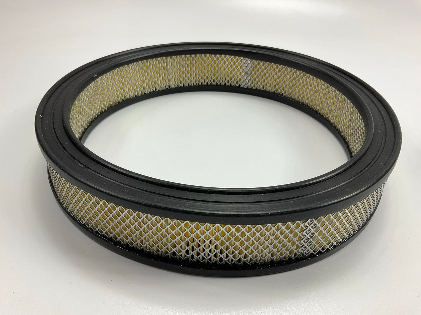 Carquest 87077 Engine Air Filter - Replaces WIX 42077