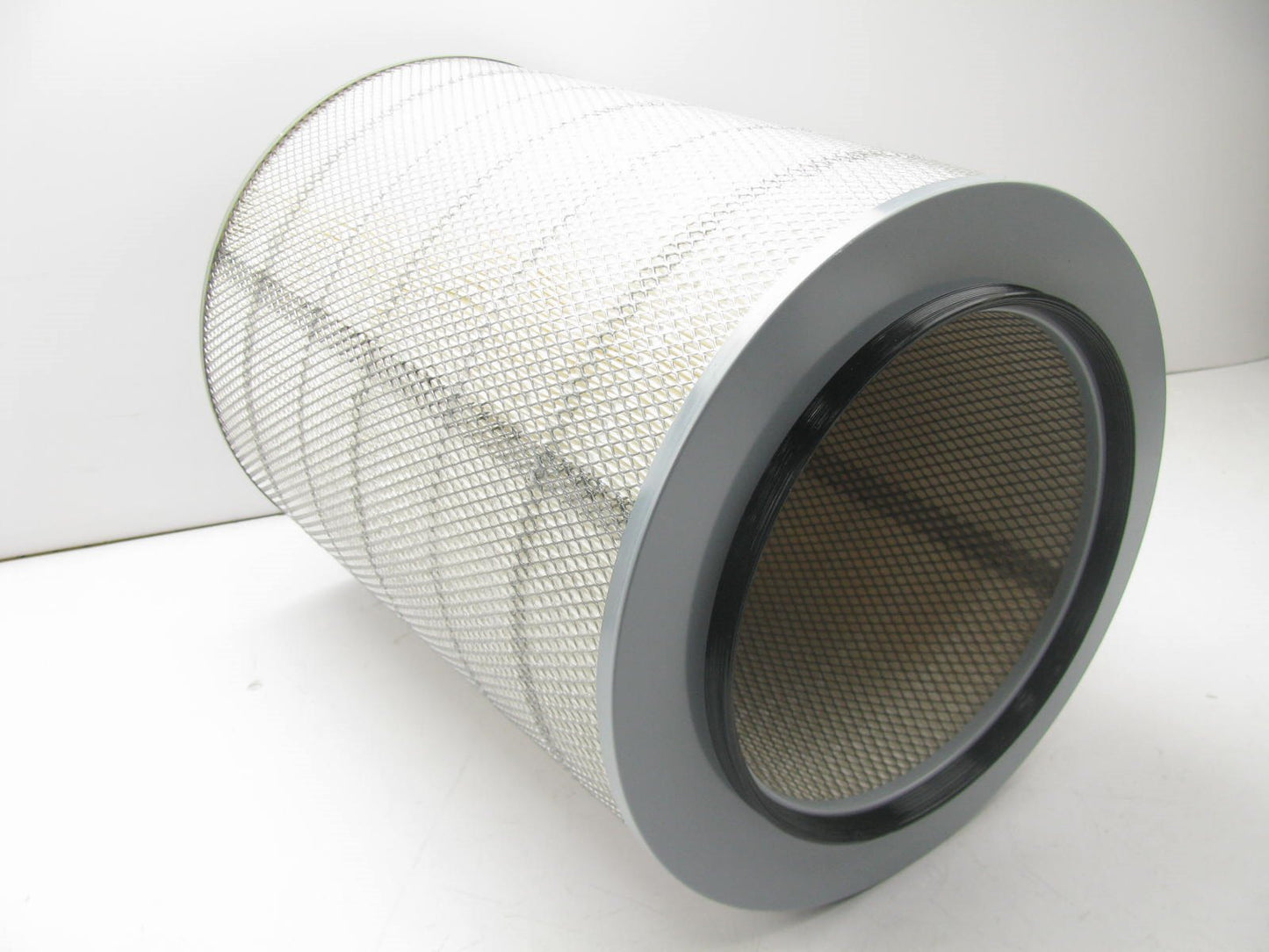 Carquest 87128 Air Filter Replaces 42128 A72201 2128 LAF9155 AF240 AF851