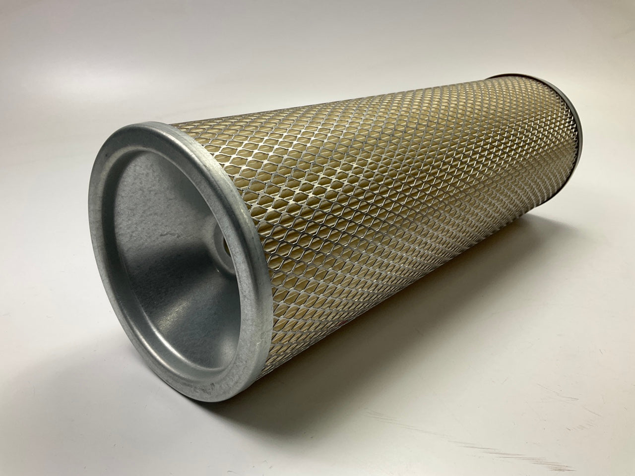 Carquest 87217 Air Filter Replaces Wix 42217, LAF1790, 3I0180, 7Y1322, P124047