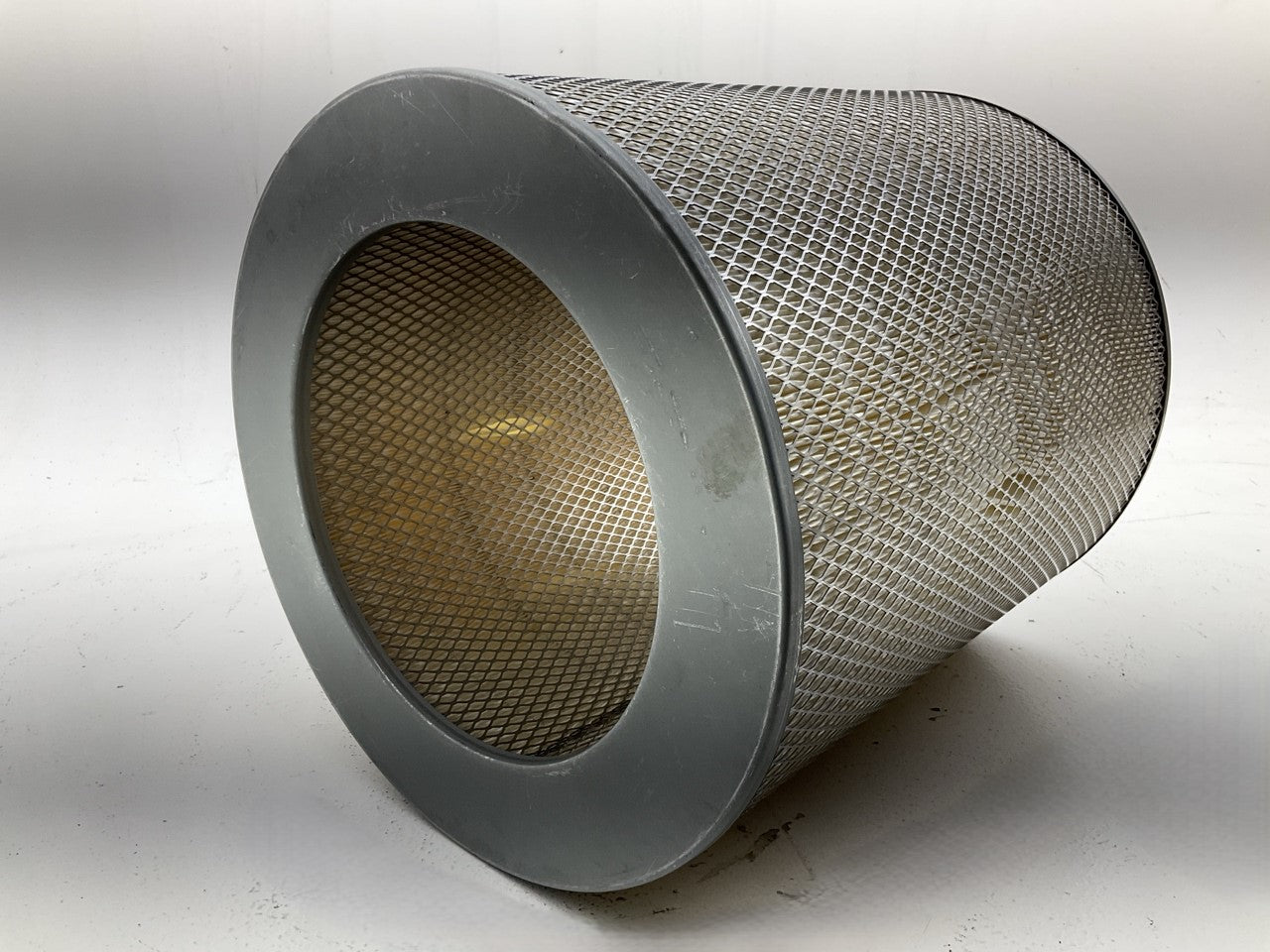 Carquest 87251 Air Filter - Replaces PA1687, P528217, CA512, 366764C1, 42251